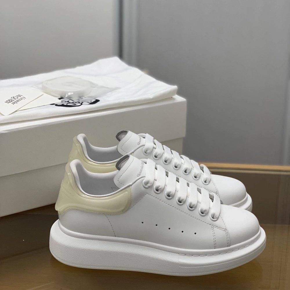 Alexander McQueen MQ Jelly apricot Tail Sneakers,Alexander McQueen,High quality Free shipping
