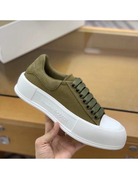 Alexander McQueen MQ olive green velvet tail Sneakers,Alexander McQueen,High quality Free shipping