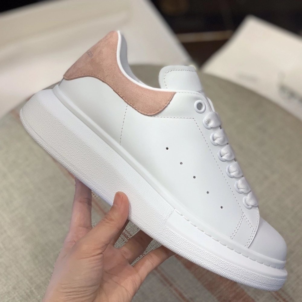 Alexander McQueen MQ pink velvet tail Sneakers,Alexander McQueen,High quality Free shipping