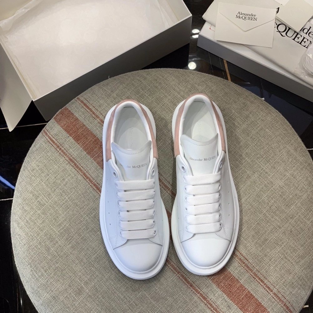 Alexander McQueen MQ pink velvet tail Sneakers,Alexander McQueen,High quality Free shipping