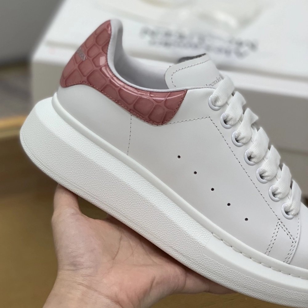 Alexander McQueen MQ Powdery bead Stone grain tail Sneakers,Alexander McQueen,High quality Free shipping