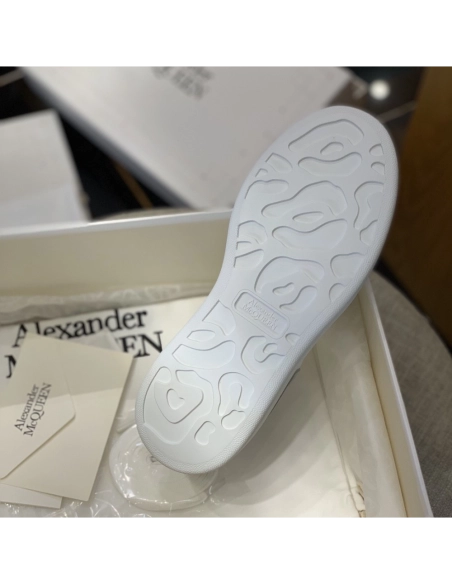 Alexander McQueen MQ silvery cowhide tail Sneakers,Alexander McQueen,High quality Free shipping