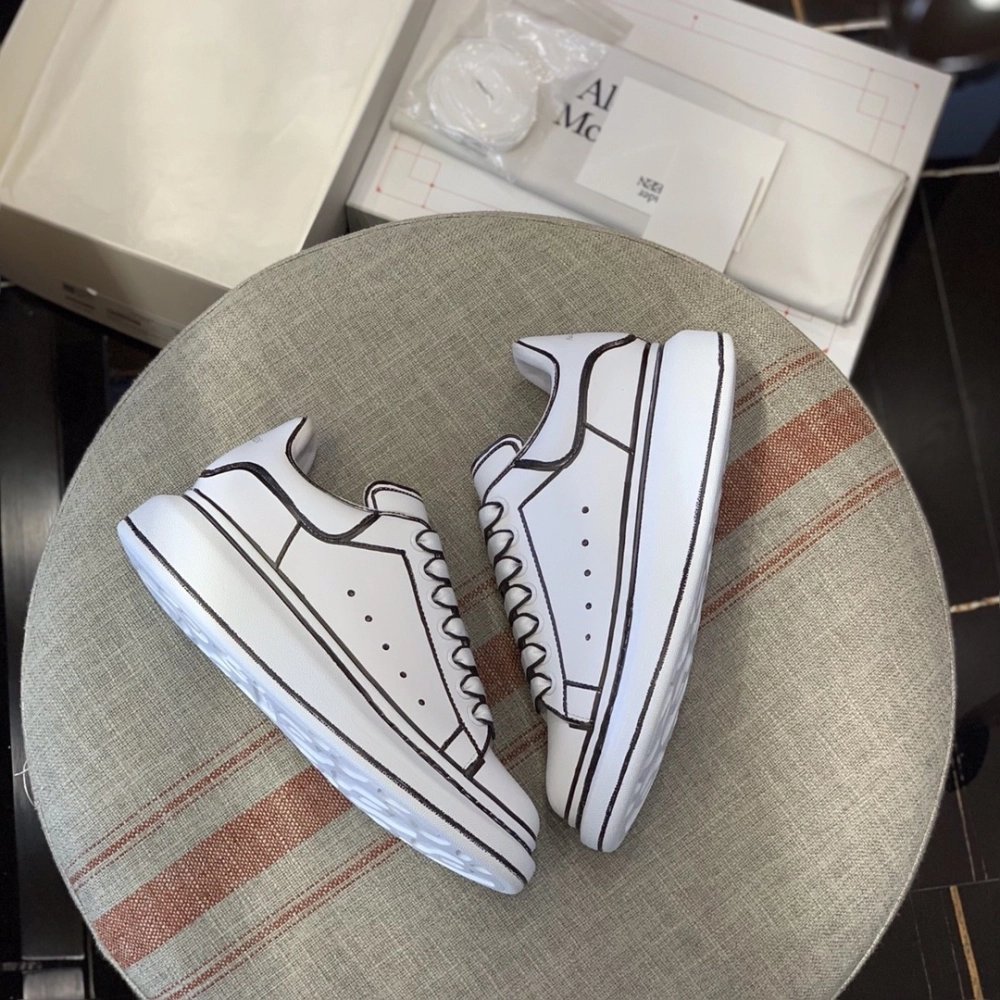 Alexander McQueen MQ White hand-painted Sneakers,Alexander McQueen,High quality Free shipping