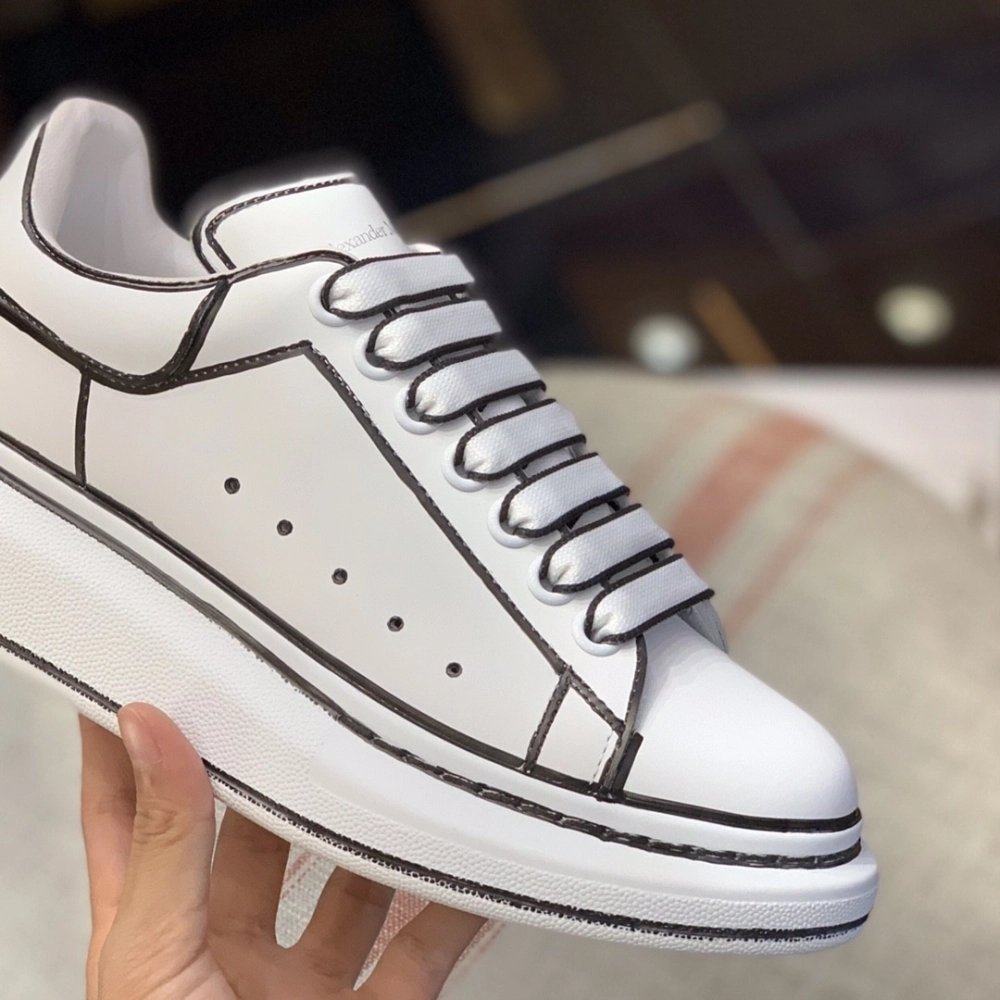 Alexander McQueen MQ White hand-painted Sneakers,Alexander McQueen,High quality Free shipping