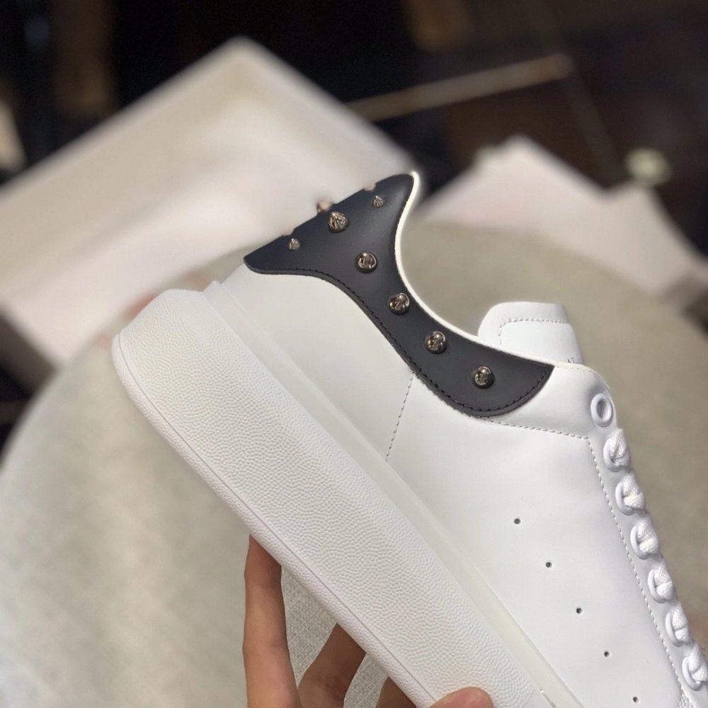 Alexander McQueen MQ White Point tail Sneakers,Alexander McQueen,High quality Free shipping