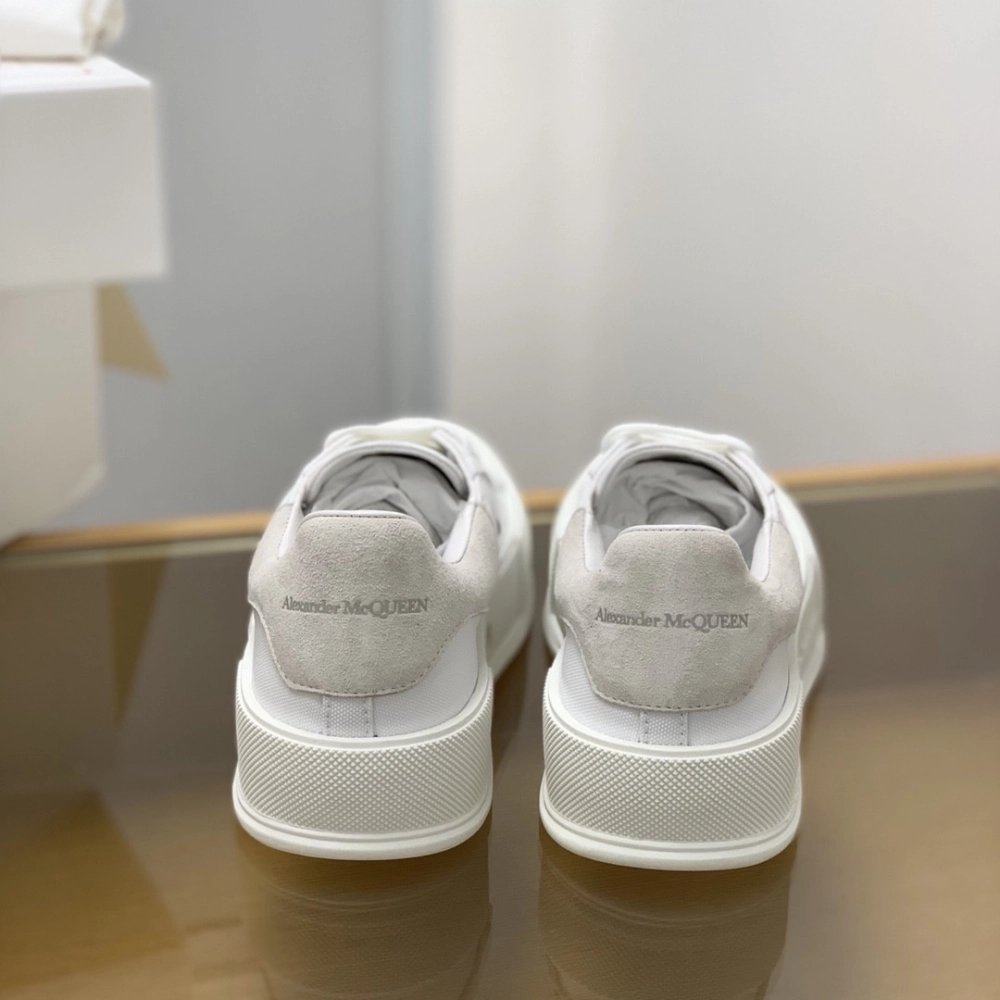 Alexander McQueen MQ White velvet tail Sneakers,Alexander McQueen,High quality Free shipping