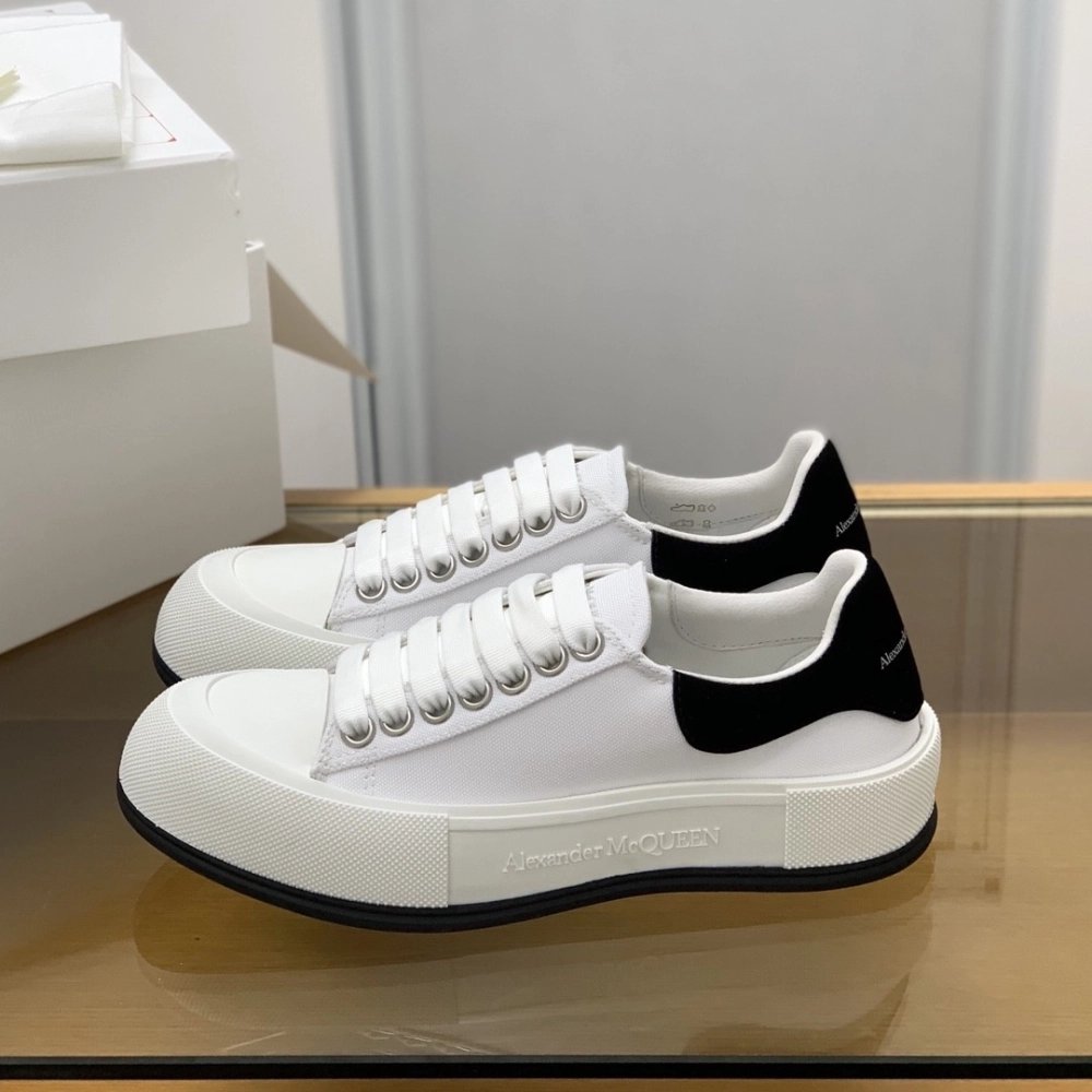 Alexander McQueen MQ White/Black velvet tail Sneakers,Alexander McQueen,High quality Free shipping