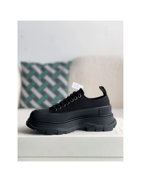 Alexander McQueen Sneakers,Alexander McQueen,High quality Free shipping