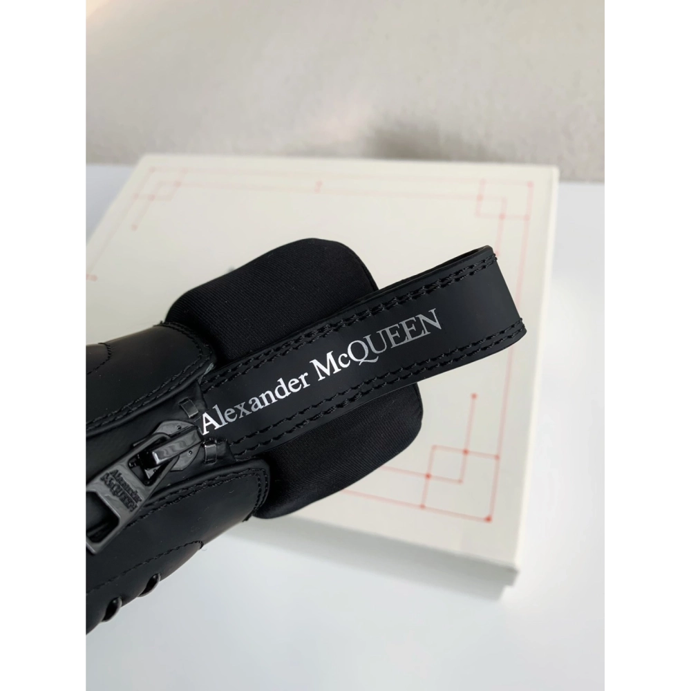 Alexander McQueen Sneakers,Alexander McQueen,High quality Free shipping