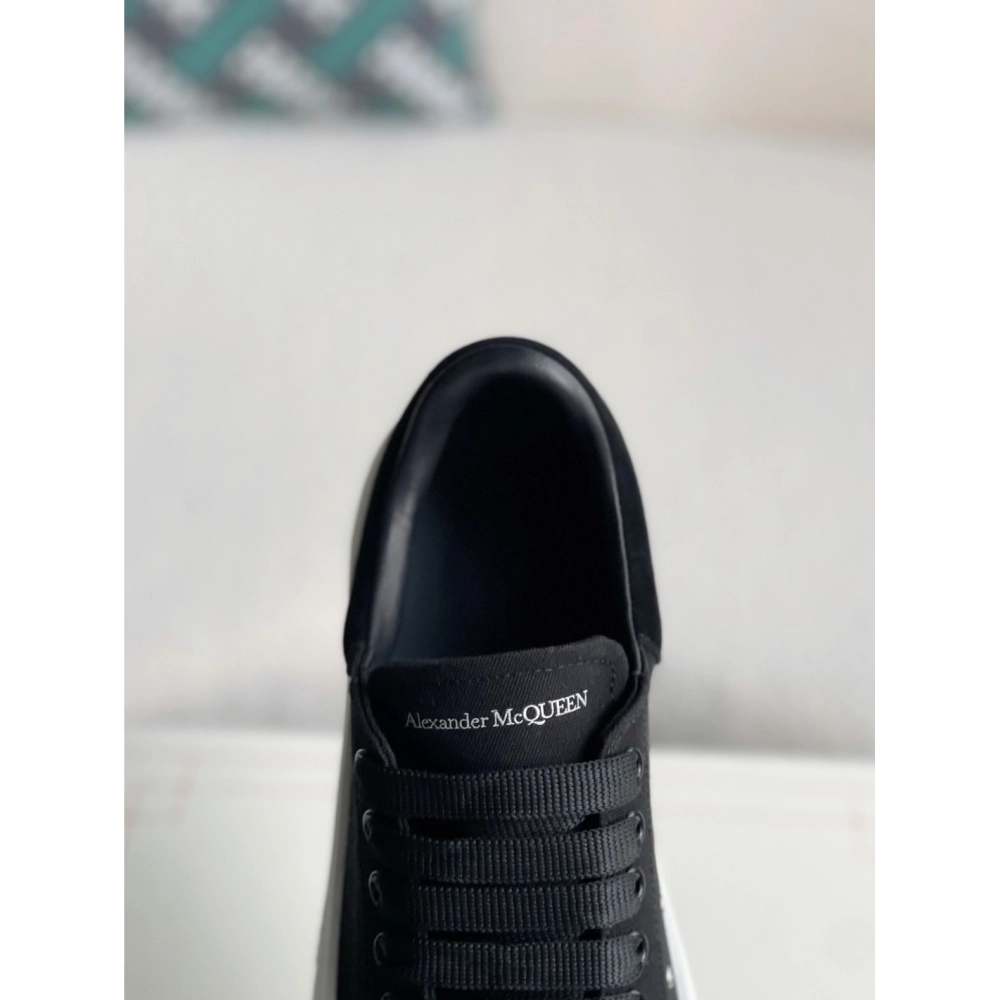 Alexander McQueen versatile Sneakers,Alexander McQueen,High quality Free shipping