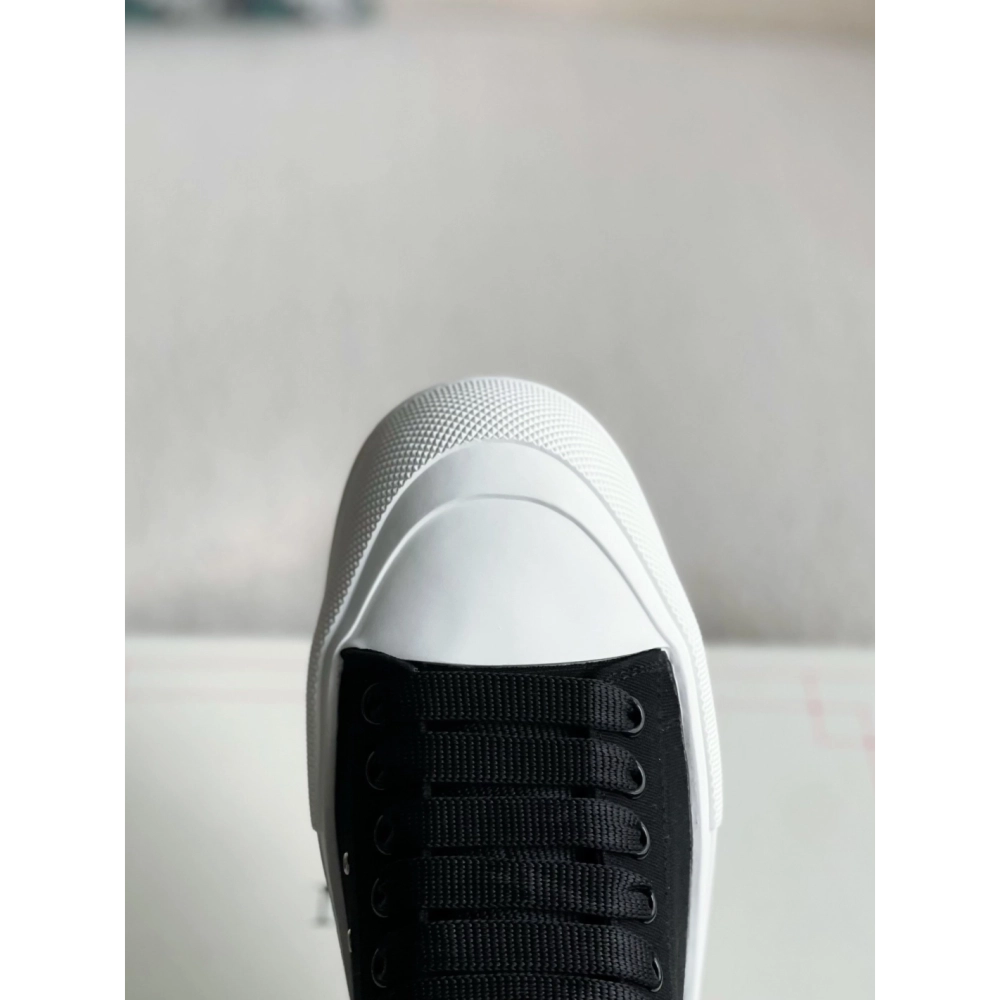 Alexander McQueen versatile Sneakers,Alexander McQueen,High quality Free shipping
