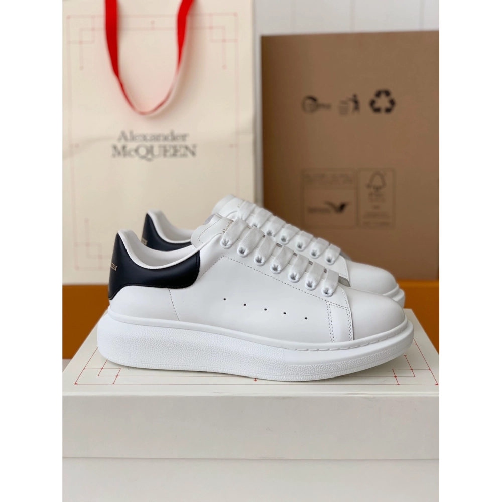 Alexander McQueen versatile Sneakers,Alexander McQueen,High quality Free shipping