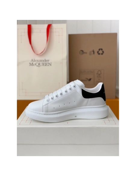 Alexander McQueen versatile Sneakers,Alexander McQueen,High quality Free shipping