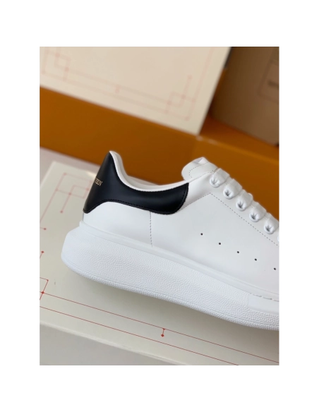 Alexander McQueen versatile Sneakers,Alexander McQueen,High quality Free shipping