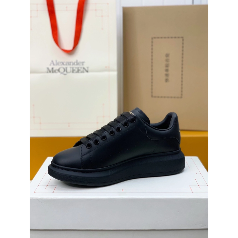 Alexander McQueen versatile Sneakers,Alexander McQueen,High quality Free shipping
