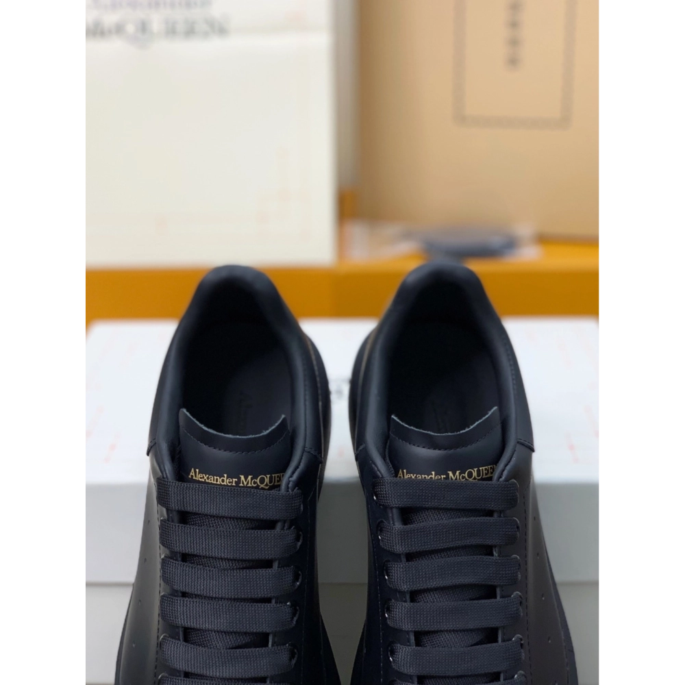 Alexander McQueen versatile Sneakers,Alexander McQueen,High quality Free shipping
