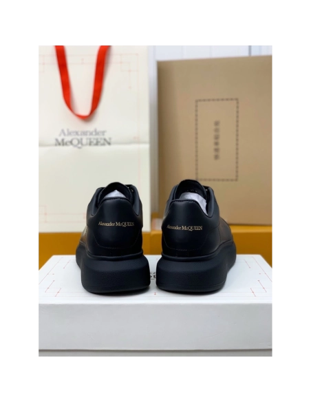 Alexander McQueen versatile Sneakers,Alexander McQueen,High quality Free shipping