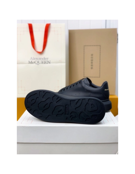 Alexander McQueen versatile Sneakers,Alexander McQueen,High quality Free shipping
