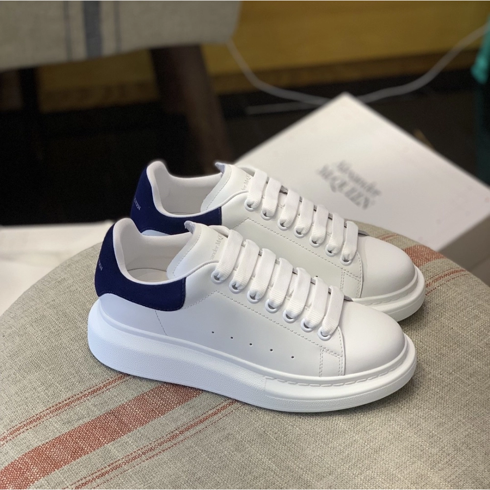 Alexander McQueen MQ Dark blue velvet tail Sneakers,Alexander McQueen,High quality Free shipping