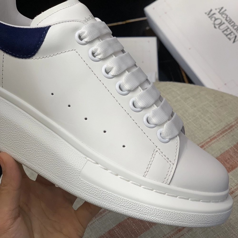 Alexander McQueen MQ Dark blue velvet tail Sneakers,Alexander McQueen,High quality Free shipping