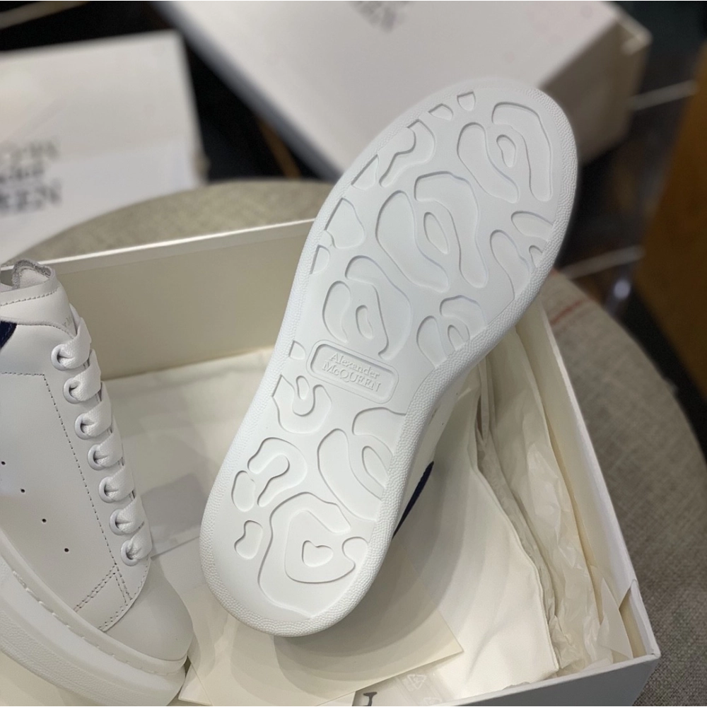 Alexander McQueen MQ Dark blue velvet tail Sneakers,Alexander McQueen,High quality Free shipping