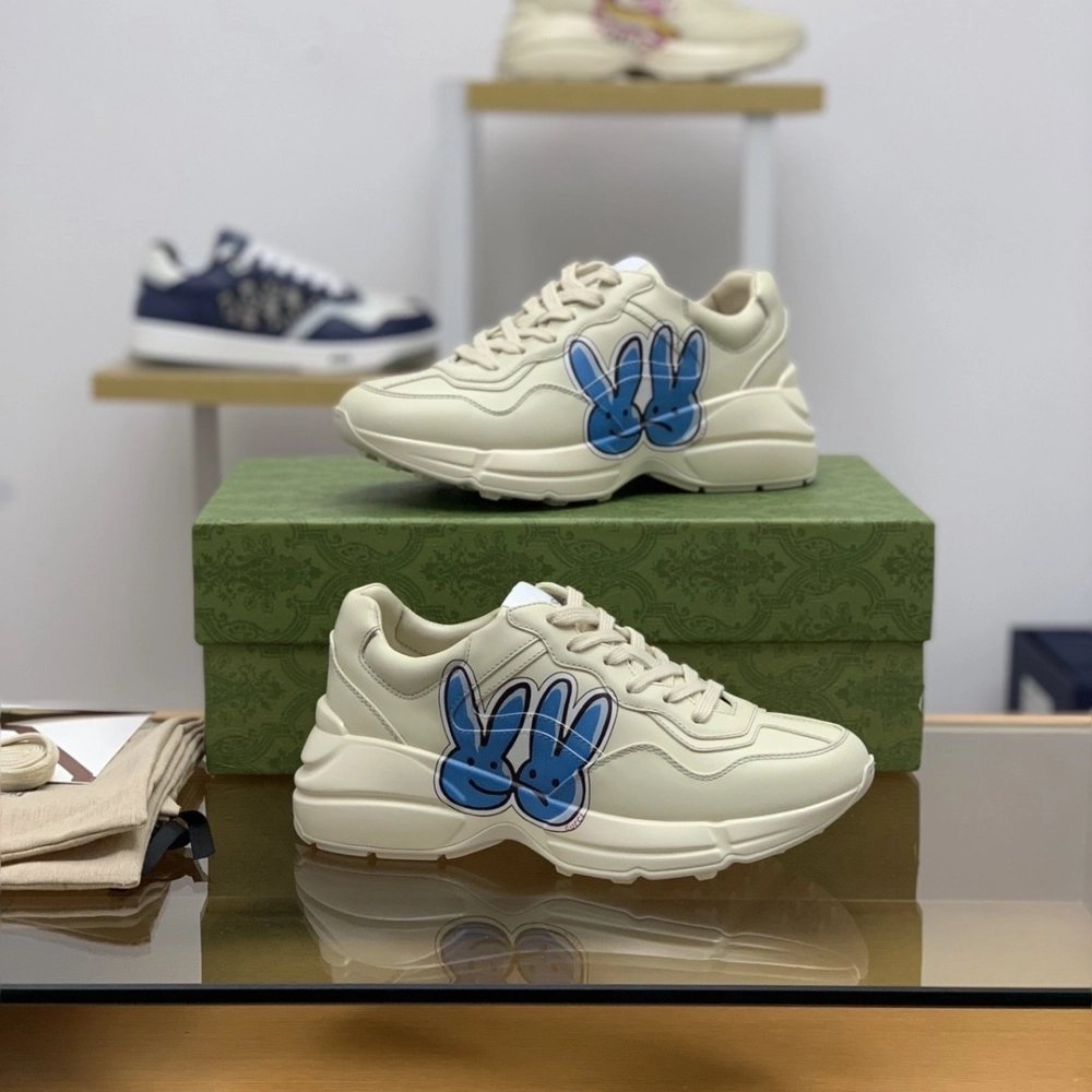 Gucci Retro Clunky Sneaker,GUCCI SNEAKERS,High quality Free shipping