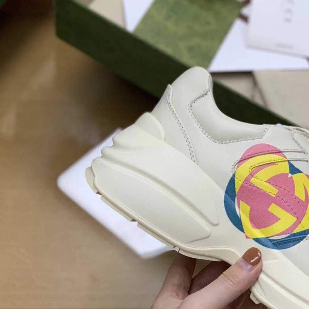 Gucci Retro Clunky Sneaker,GUCCI SNEAKERS,High quality Free shipping