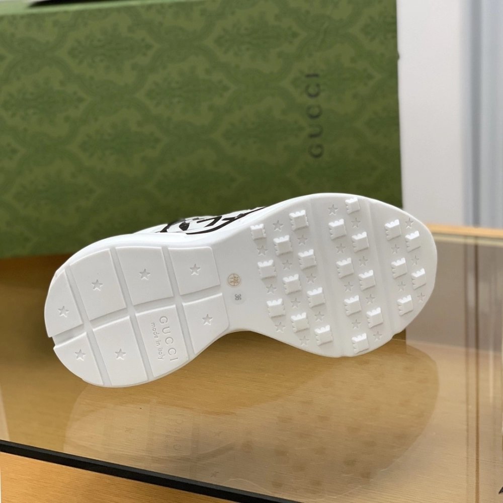 Gucci Retro Clunky Sneaker,GUCCI SNEAKERS,High quality Free shipping