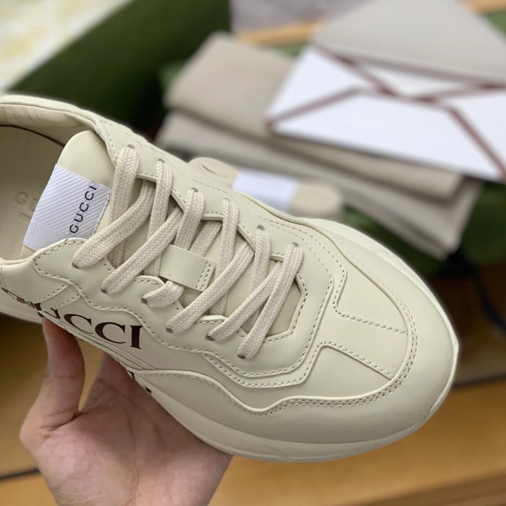 Gucci Retro Clunky Sneaker,GUCCI SNEAKERS,High quality Free shipping