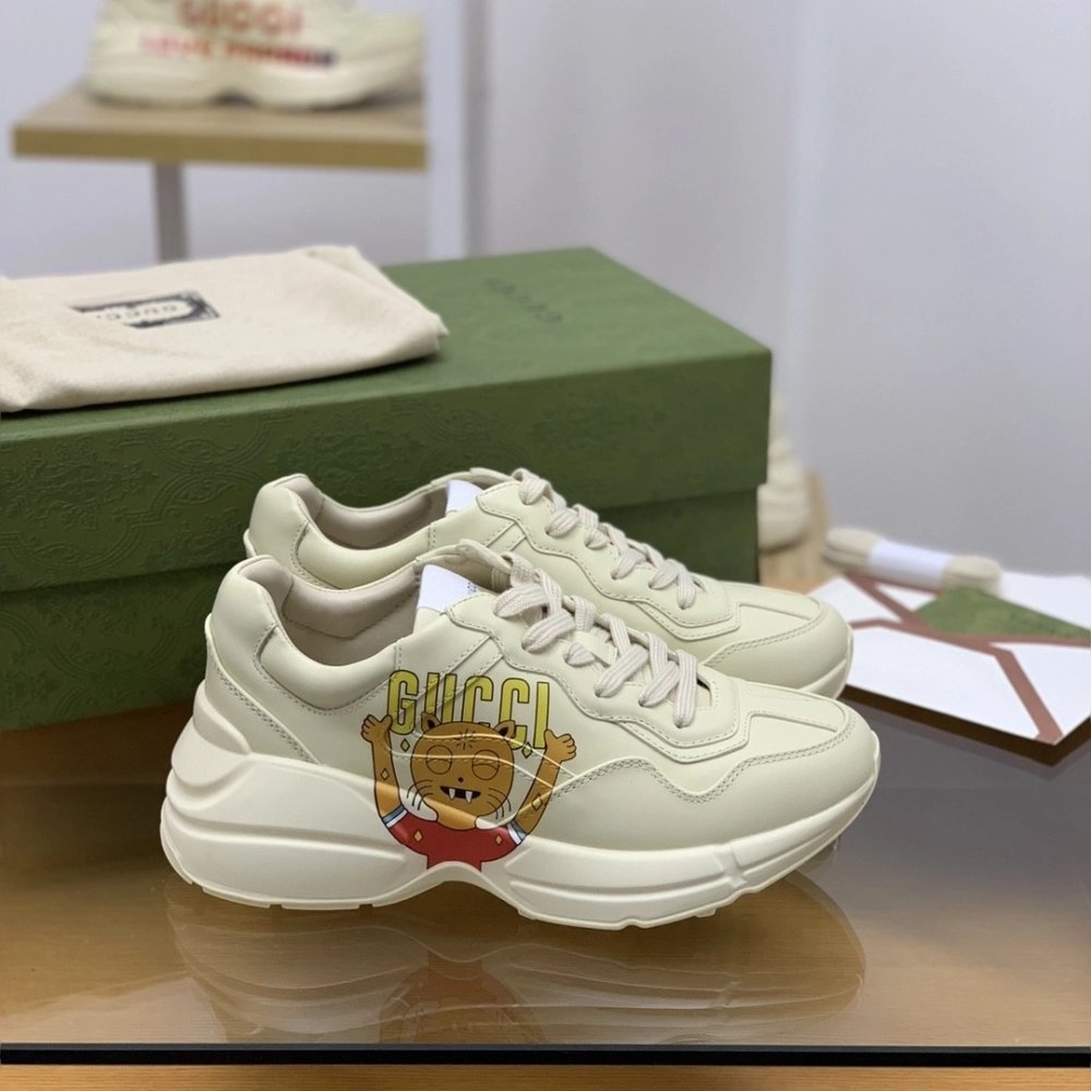 Gucci Retro Clunky Sneaker,GUCCI SNEAKERS,High quality Free shipping