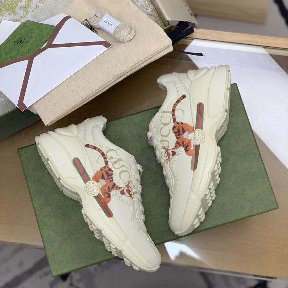 Gucci Retro Clunky Sneaker,GUCCI SNEAKERS,High quality Free shipping