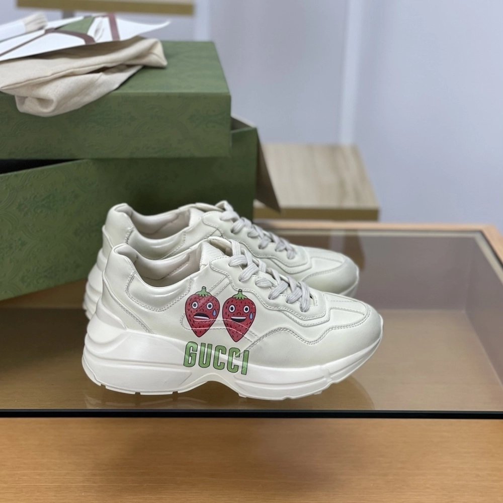 Gucci Retro Clunky Sneaker,GUCCI SNEAKERS,High quality Free shipping