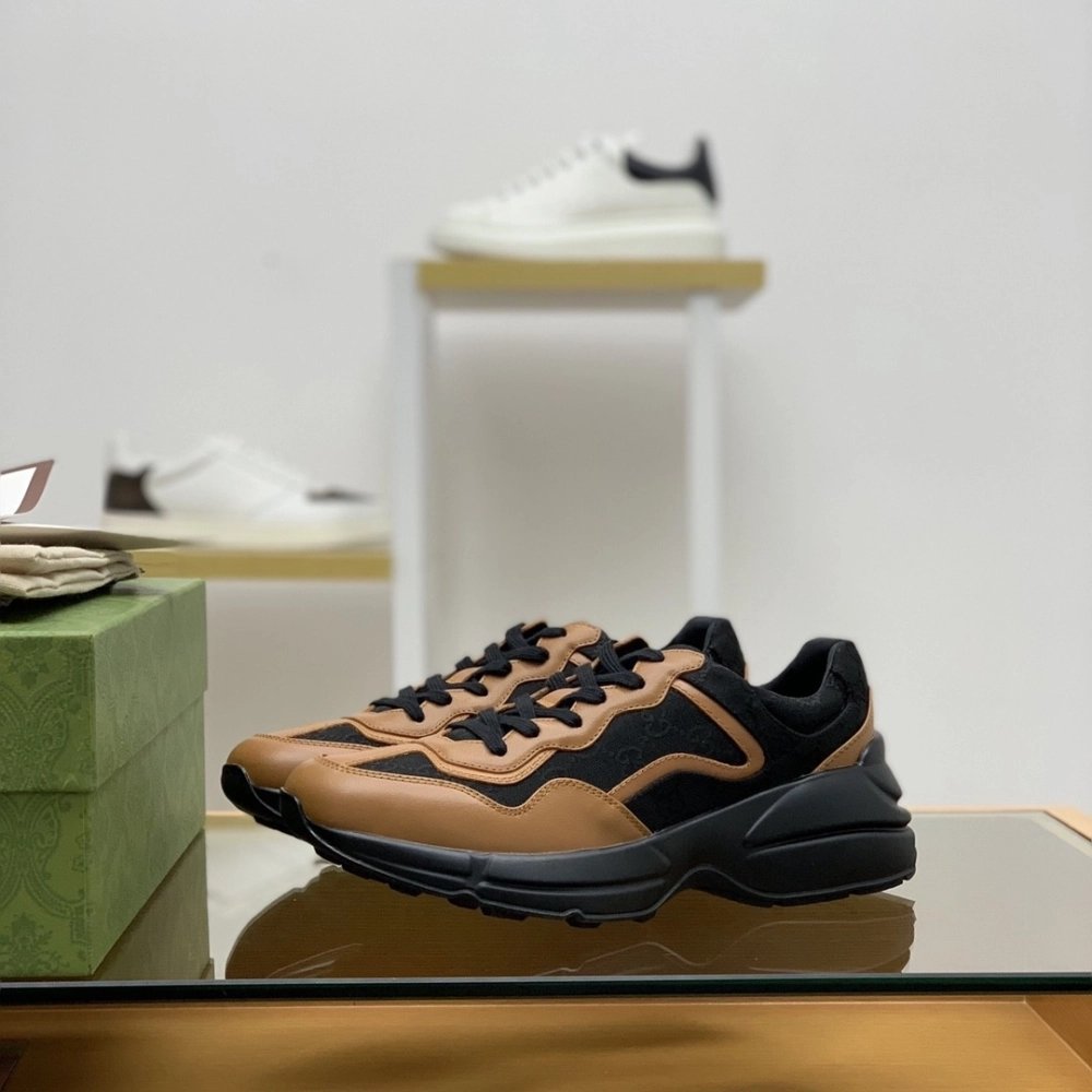 Gucci Retro Clunky Sneaker,GUCCI SNEAKERS,High quality Free shipping