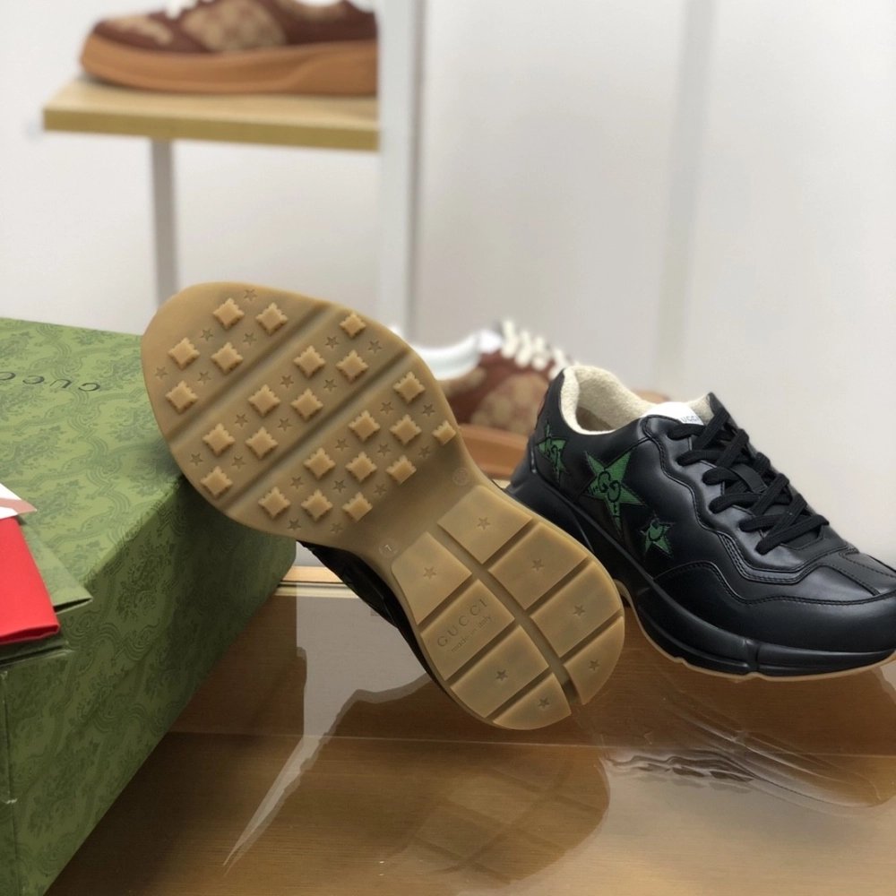 Gucci Retro Clunky Sneaker,GUCCI SNEAKERS,High quality Free shipping