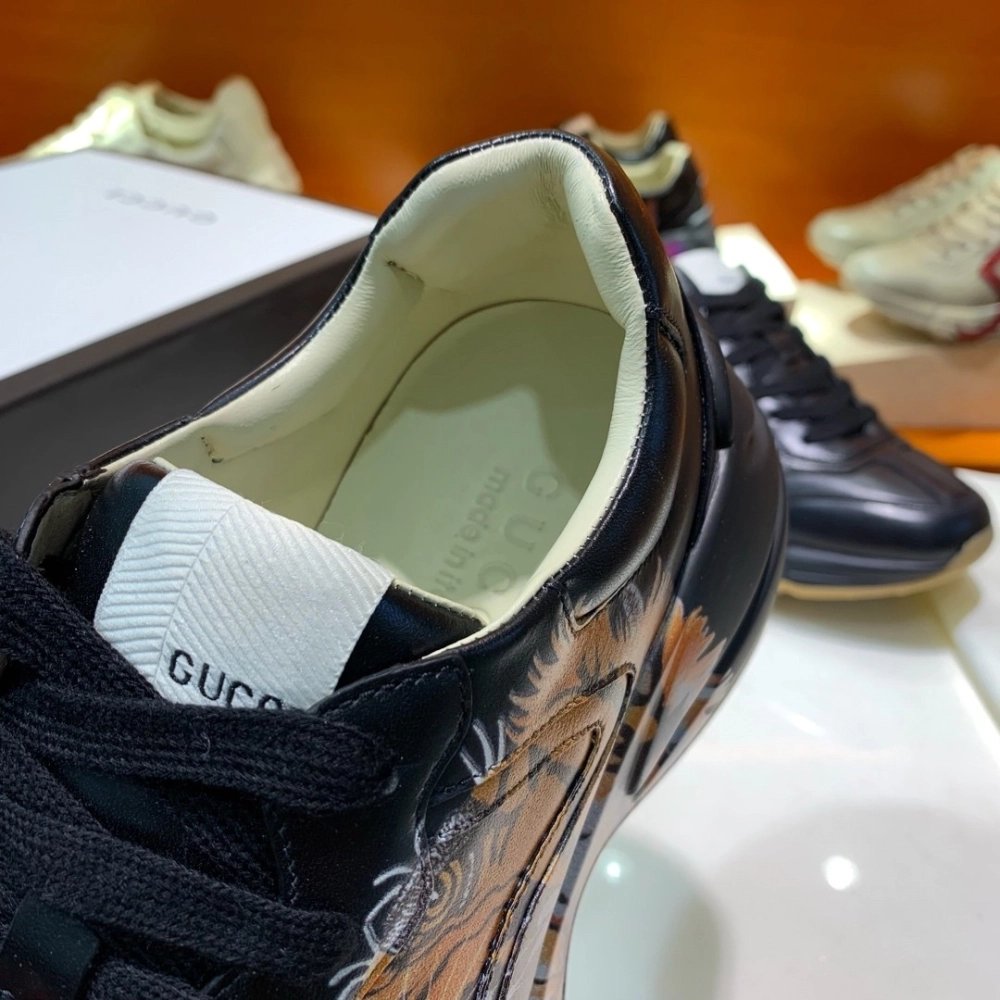 Gucci Retro Clunky Sneaker,GUCCI SNEAKERS,High quality Free shipping