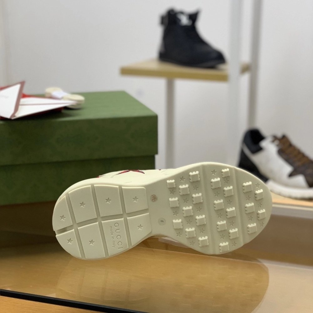 Gucci Retro Clunky Sneaker,GUCCI SNEAKERS,High quality Free shipping