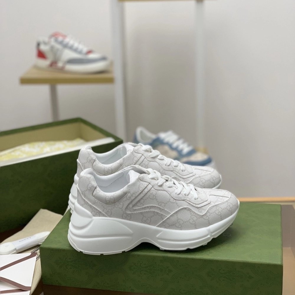 Gucci Retro Clunky Sneaker,GUCCI SNEAKERS,High quality Free shipping