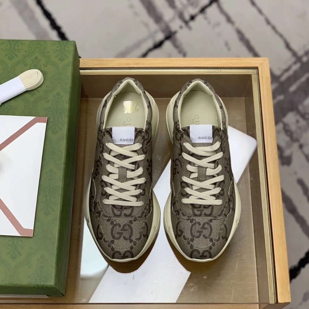 Gucci Retro Clunky Sneaker,GUCCI SNEAKERS,High quality Free shipping