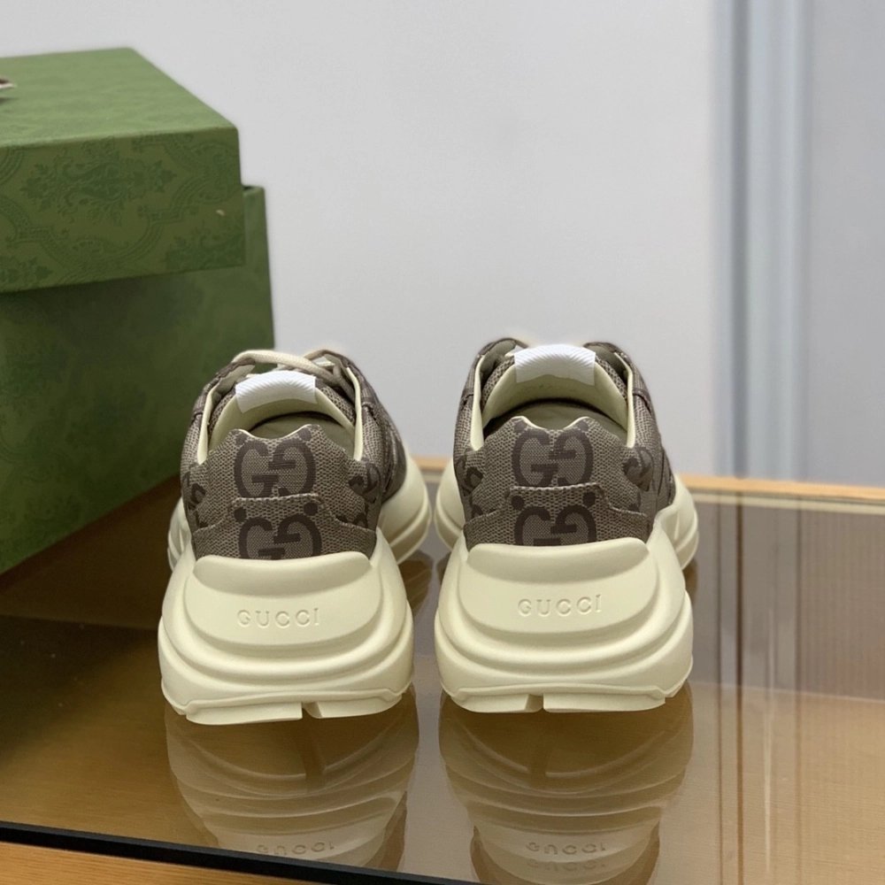 Gucci Retro Clunky Sneaker,GUCCI SNEAKERS,High quality Free shipping