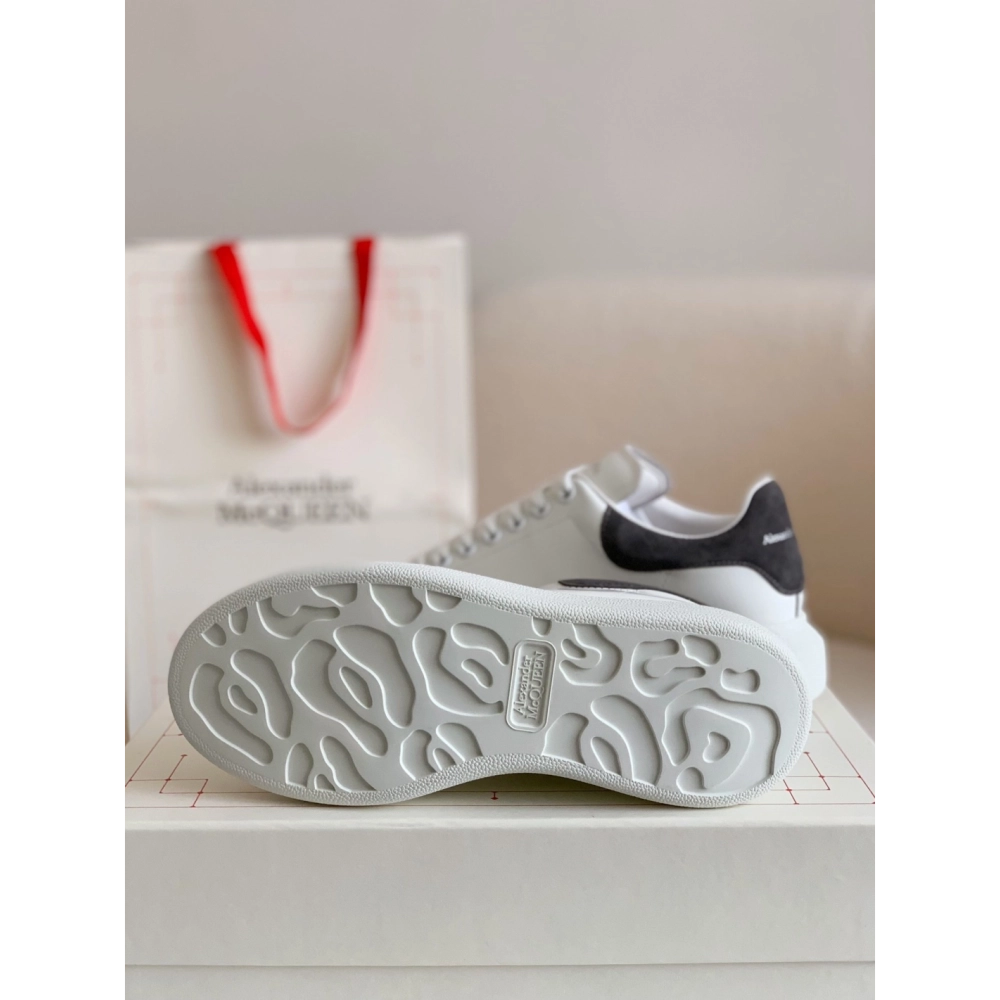 Alexander McQueen MQ Dark grey velvet tail Sneakers,Alexander McQueen,High quality Free shipping