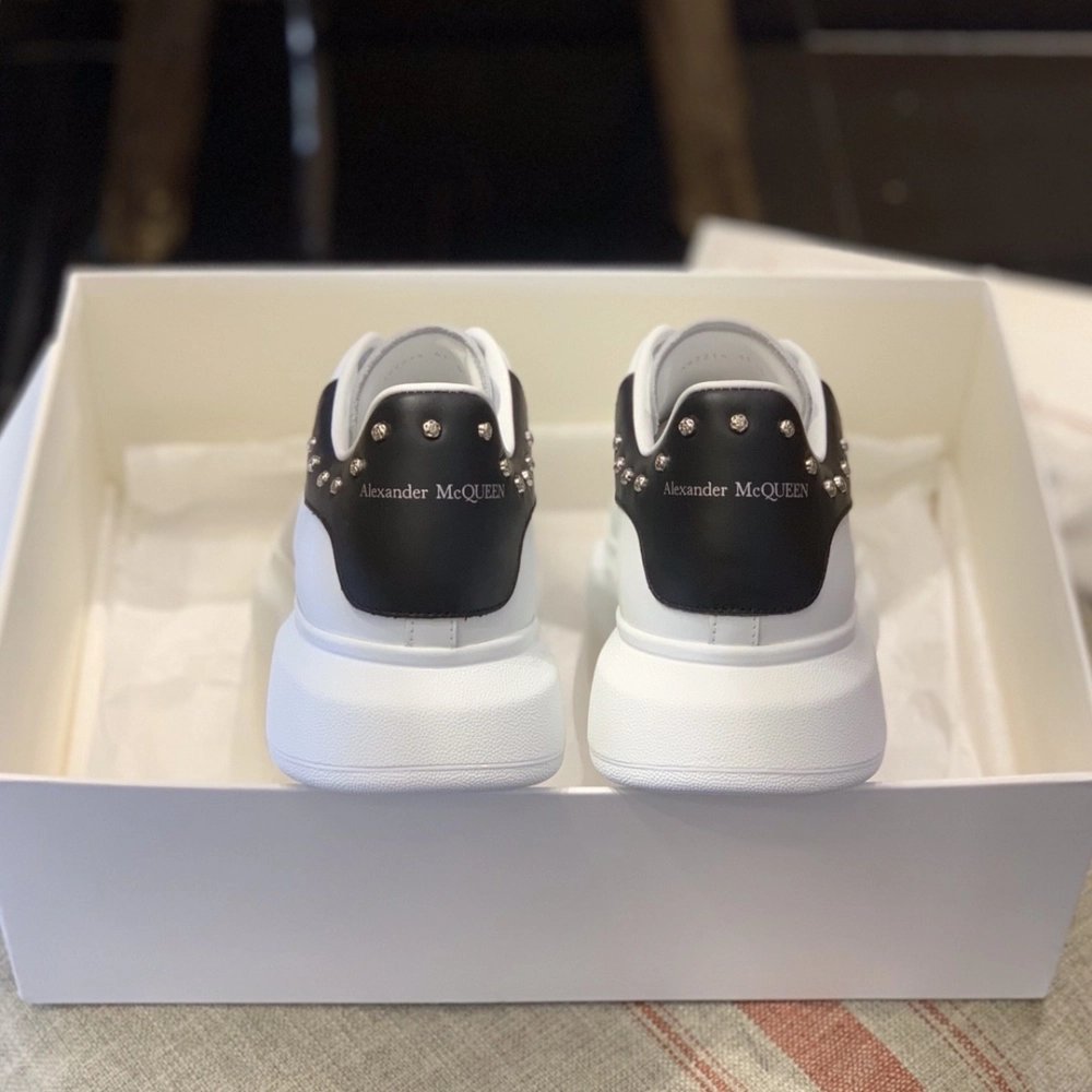 Alexander McQueen MQ black tail Rose nail Sneakers,Alexander McQueen,High quality Free shipping