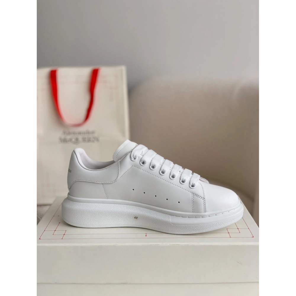 Alexander McQueen MQ white cowhide tail Sneakers,Alexander McQueen,High quality Free shipping