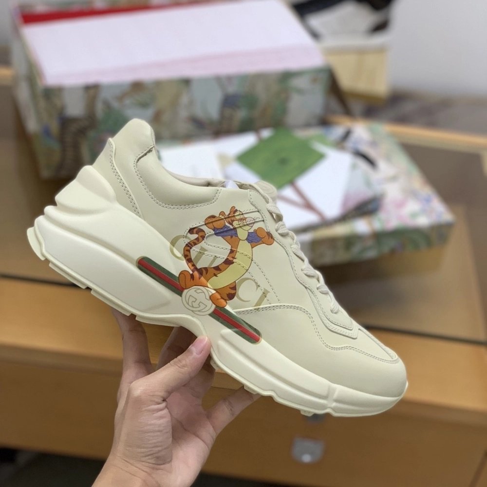 Gucci Retro Clunky Sneaker,GUCCI SNEAKERS,High quality Free shipping