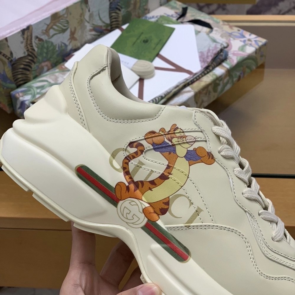 Gucci Retro Clunky Sneaker,GUCCI SNEAKERS,High quality Free shipping