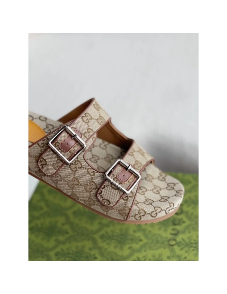 Gucci sandals,GUCCI SNEAKERS,High quality Free shipping