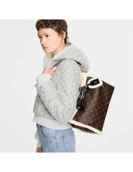 Louis Vuitton M26326 SPEEDY SOFT 30 TEDDY,Speedy,LOUIS VUITTON,BAGS