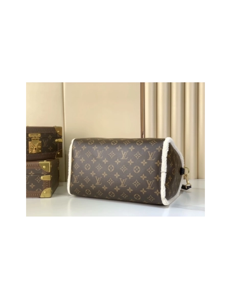 Louis Vuitton M26326 SPEEDY SOFT 30 TEDDY,Speedy,LOUIS VUITTON,BAGS
