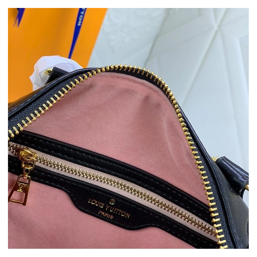 Louis Vuitton SPEEDY BANDOULIERE 22 M58631,Speedy,LOUIS VUITTON,BAGS