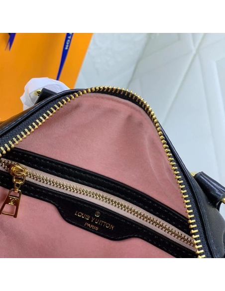 Louis Vuitton SPEEDY BANDOULIERE 22 M58631,Speedy,LOUIS VUITTON,BAGS