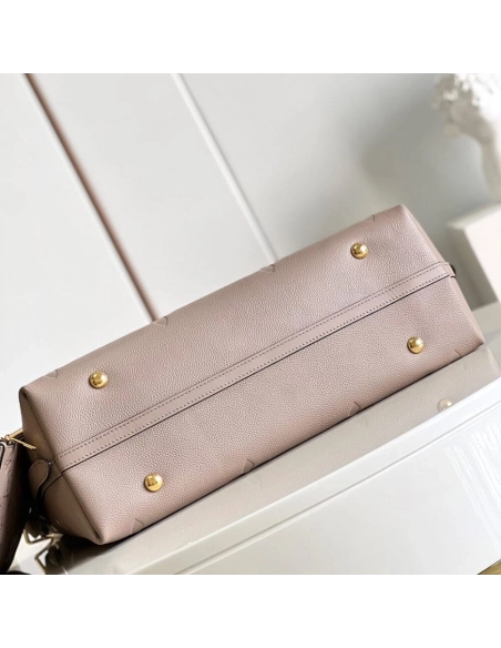 Louis Vuitton CARRYALL MM EXCLUSIVELY ONLINE M46292,CarryAll,LOUIS VUITTON,BAGS